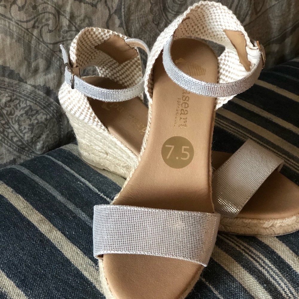 NWOT Paseart Espadrilles